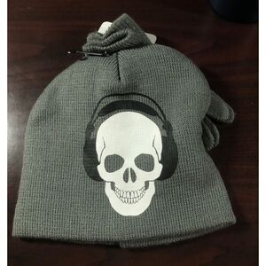 Skull Headphones Gray Grey Beanie Glove Set NEW